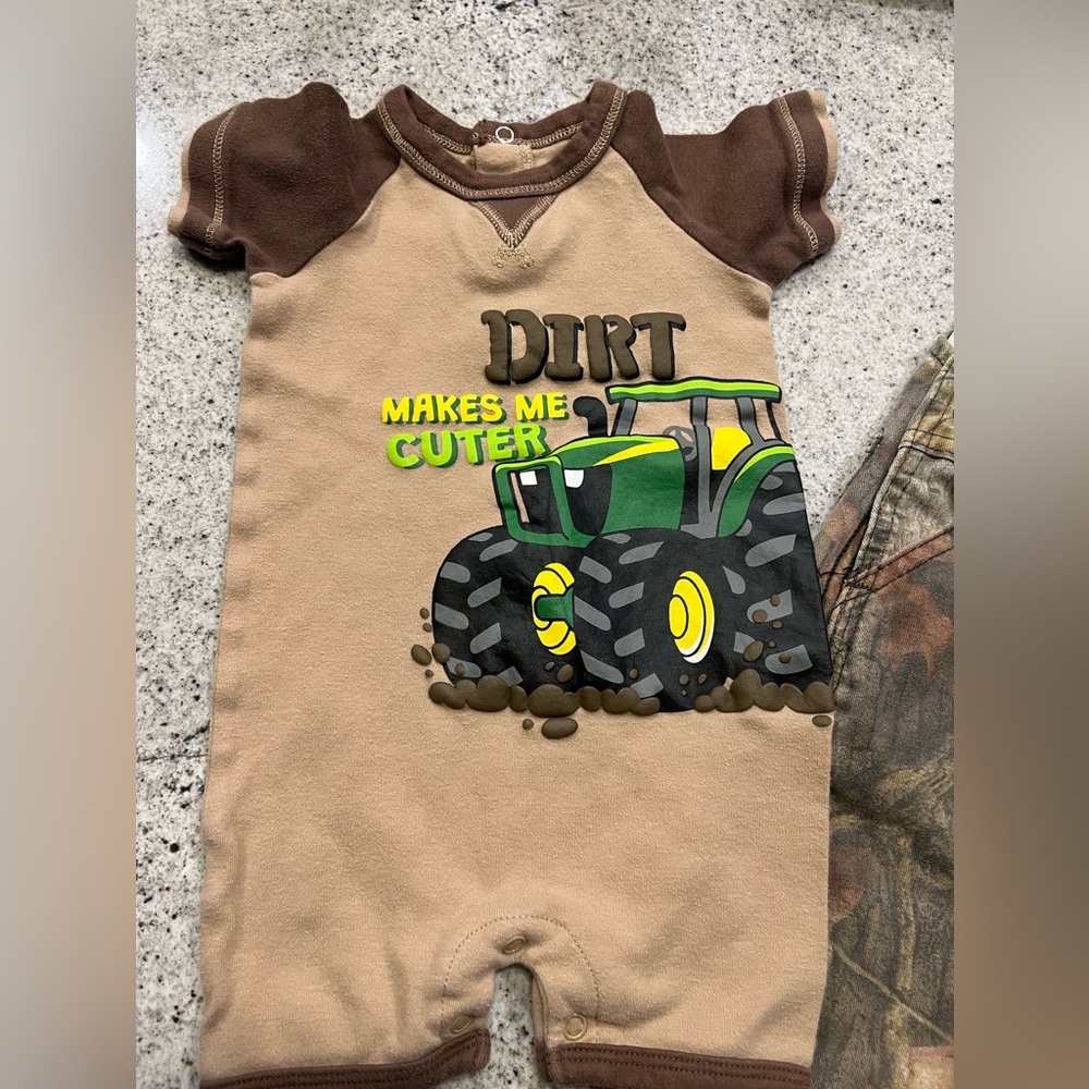 John Deere and Camo Bundle Baby Boy Bundle - Picture 10 of 11